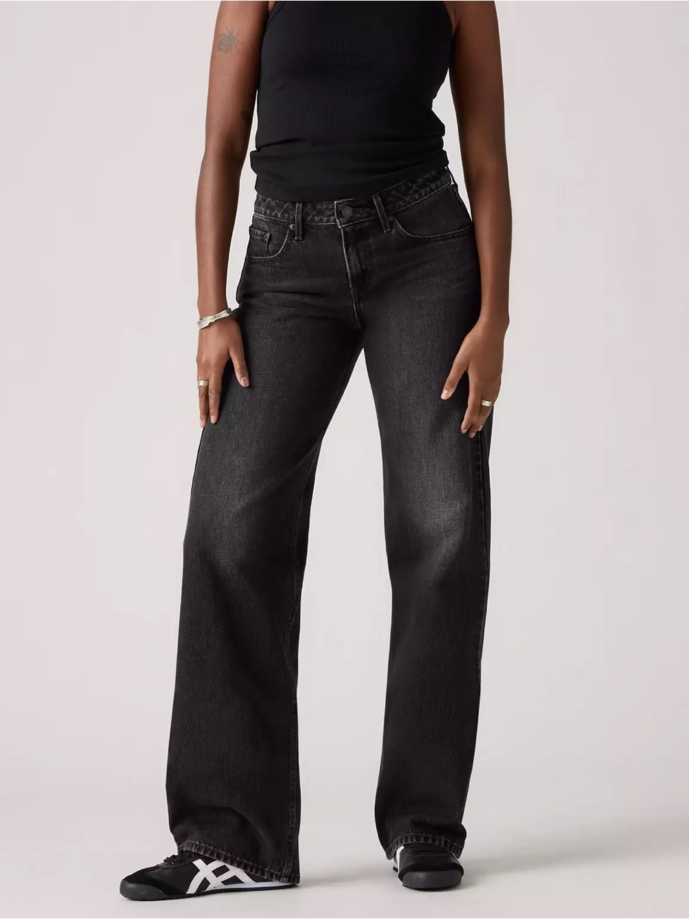 Levi’s NWT Black Low Rise Straight Leg Low Loose Jeans Sz 26
